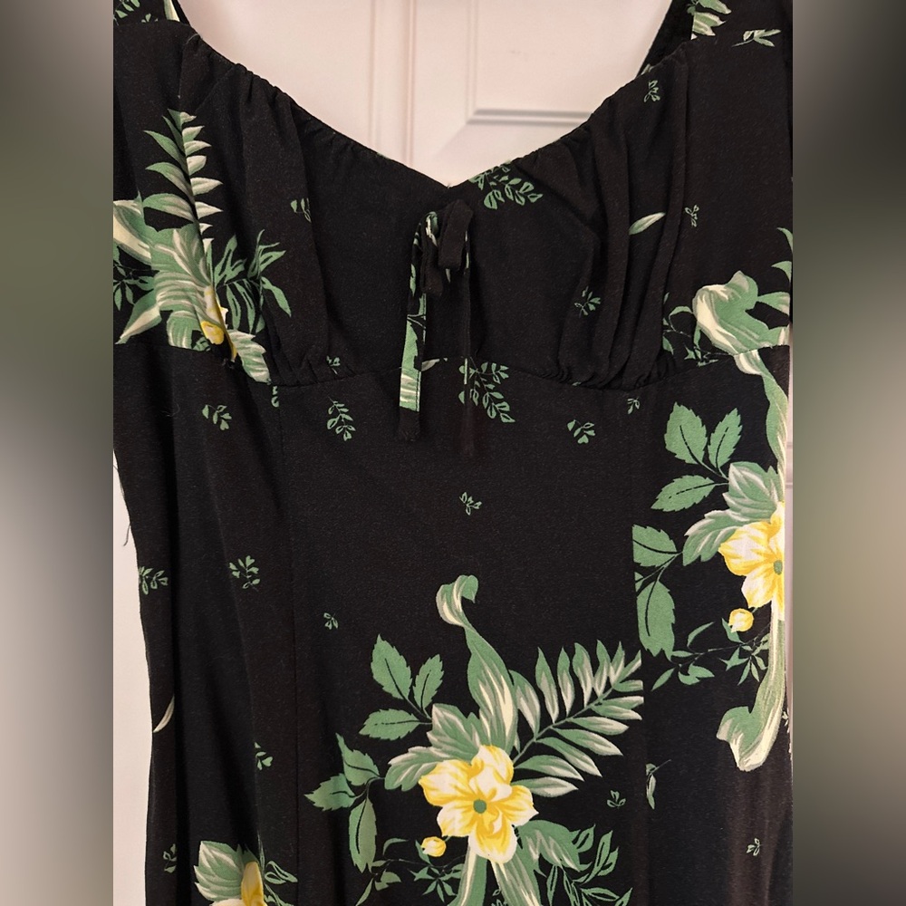 Urban Outfitters Black Dress with Yellow Floral Design - Picture 3 of 6